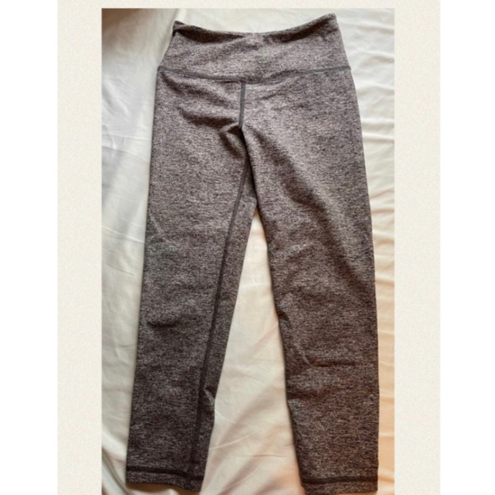 Victoria’s Secret Sport leggings